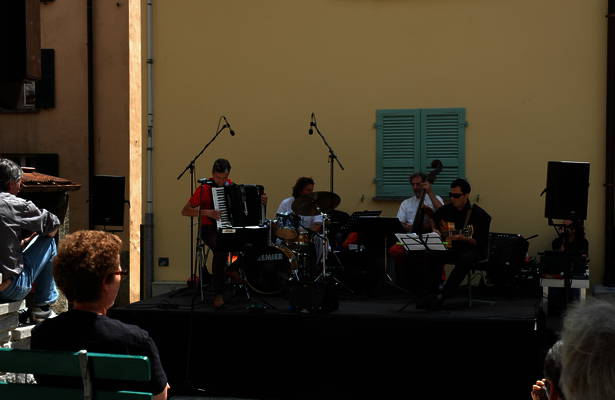 ACCORDION PROJECT :: Danilo Boggini, fisarmonica; Sandro Di Pisa, chitarra elettrica; Alberto Guareschi, contrabbasso; Mauro Pesenti, batteria