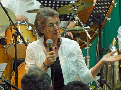 Fernanda Pedrina presenta il progetto di Airolo in transizione “Ricercar Gottardo”,  una composizione di Gianluigi Trovesi per la banda PuntSort