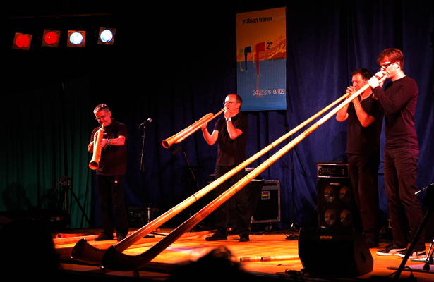 MYTHA :: Hans Kennel, Marcel Huonder, Philip Powell, Marc Unternährer, corni delle alpi e büchel