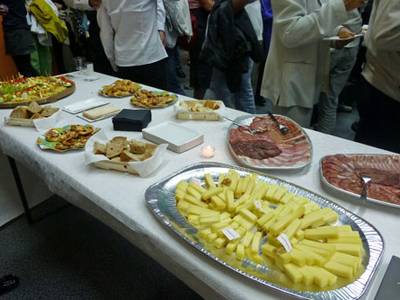 Uno dei tavoli dello spuntino offerto dopo il concerto “Ricercar Gottardo”